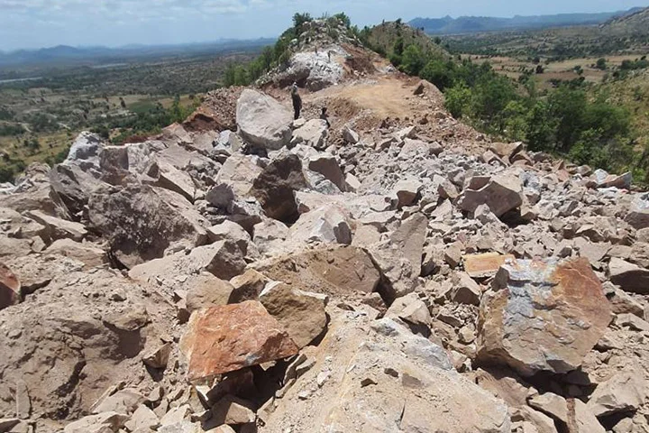 Quartz mine
